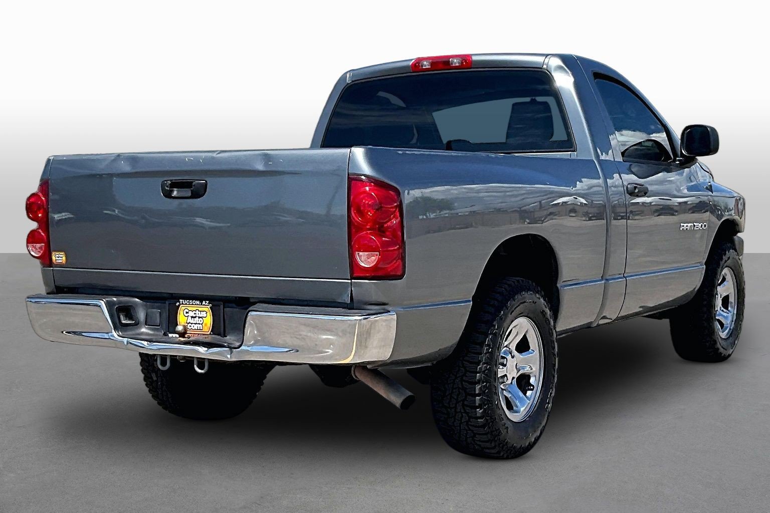 Used 2007 Dodge Ram 1500 Truck ST w/ SXT Group RWD image 2