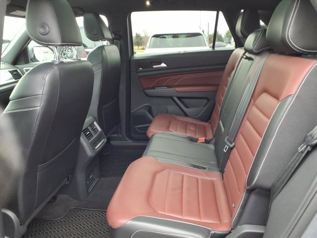 Used 2022 Volkswagen Atlas Cross Sport SEL Premium R-Line image 27