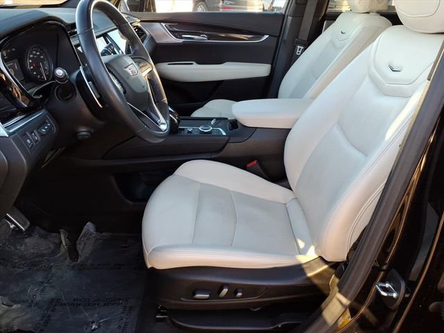 Used 2023 Cadillac XT6 Sport w/ Technology Package image 5