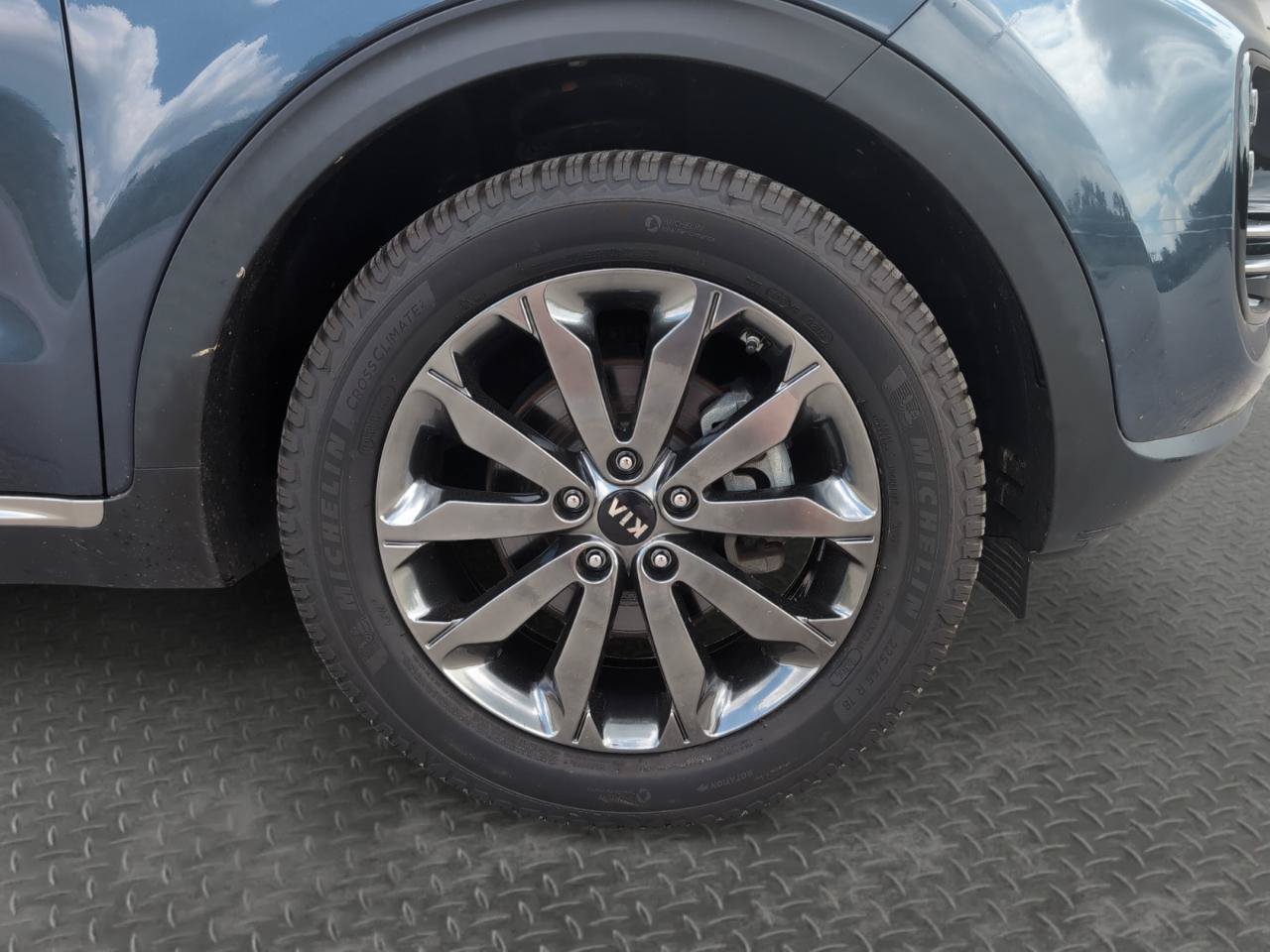 Used 2018 Kia Sportage EX w/ EX Sport Appearance Package AWD/4WD image 28