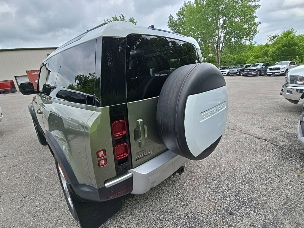 Used 2021 Land Rover Defender 90 First Edition AWD/4WD image 5
