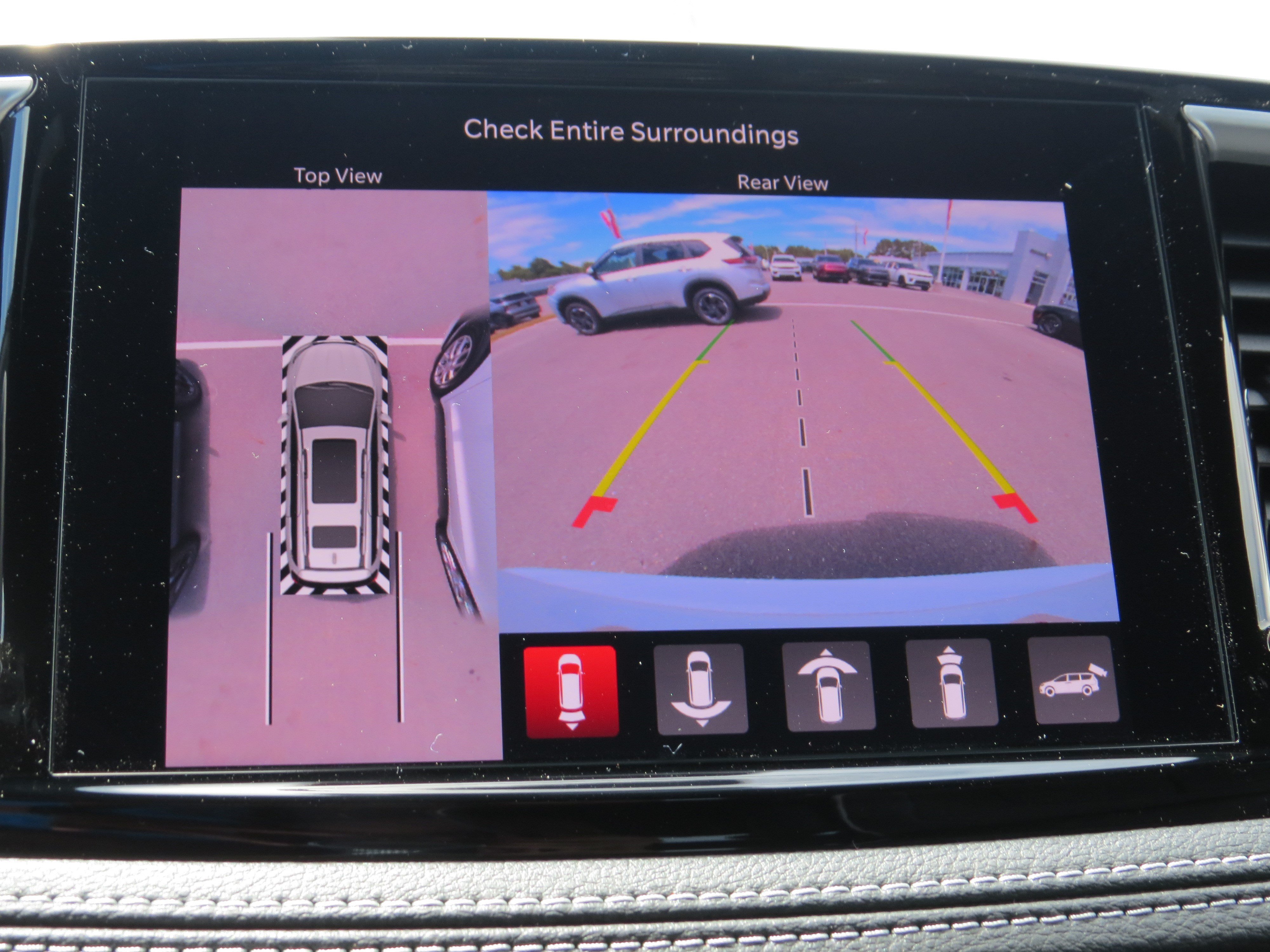 New 2027 Chrysler Pacifica Limited FWD image 23