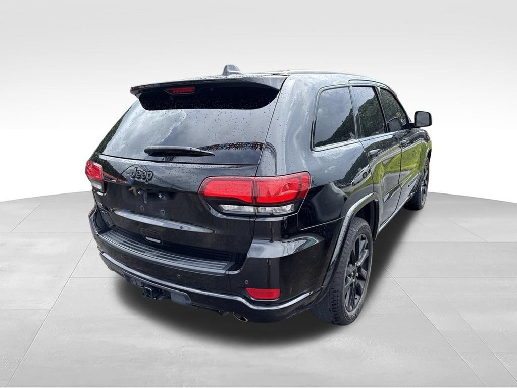 Used 2020 Jeep Grand Cherokee Altitude AWD/4WD image 7