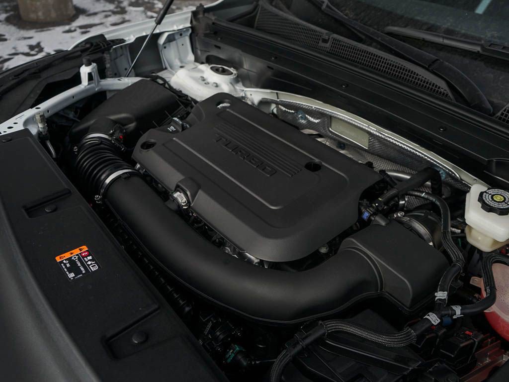 New 2025 Buick Envision Sport Touring image 7