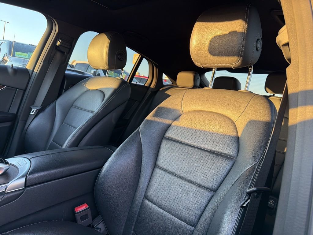 Used 2019 Mercedes-Benz GLC 300 4MATIC Coupe image 15