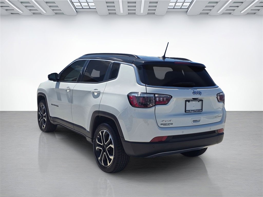 Used 2024 Jeep Compass Limited image 5