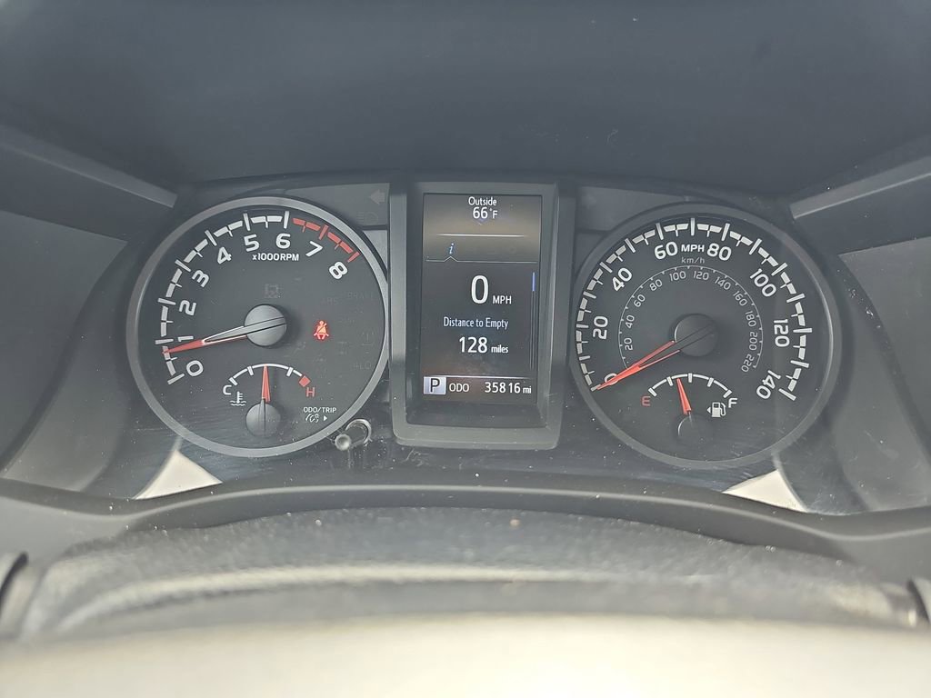 Used 2022 Toyota Tacoma SR AWD/4WD image 23