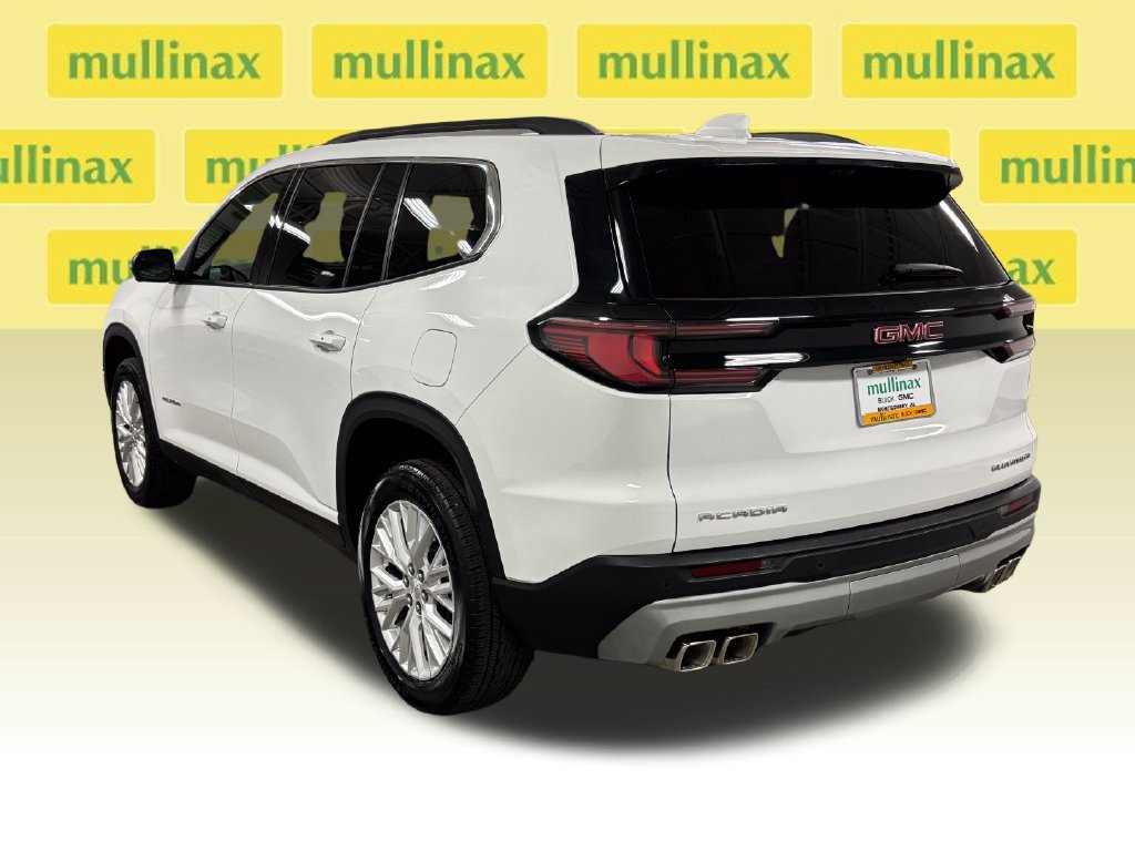 Used 2026 GMC Acadia Elevation w/ Elevation Premium Package FWD image 13
