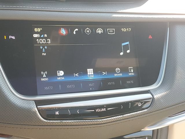 Certified 2018 Cadillac XT5 Luxury w/ Driver Awareness Package FWD image 25