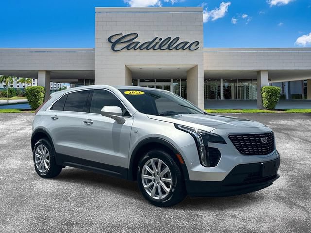 Certified 2022 Cadillac XT4 Luxury w/ Cold Weather Package