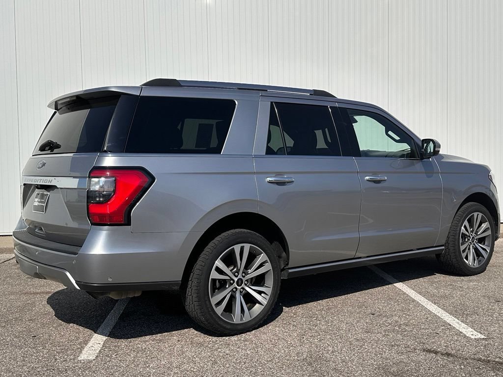 Used 2021 Ford Expedition Limited AWD/4WD image 7