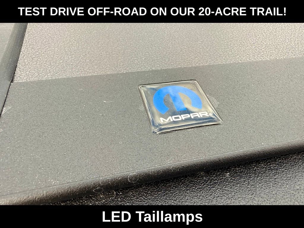 New 2026 Jeep Gladiator Sahara image 25