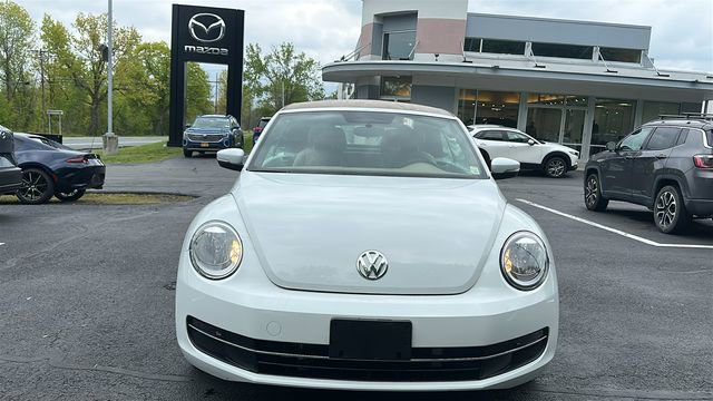 Used 2015 Volkswagen Beetle 1.8T FWD image 3