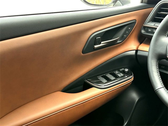 New 2025 Toyota Crown Signia image 22