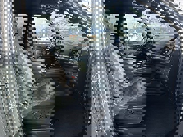 Certified 2025 Chevrolet Tahoe Z71 image 18