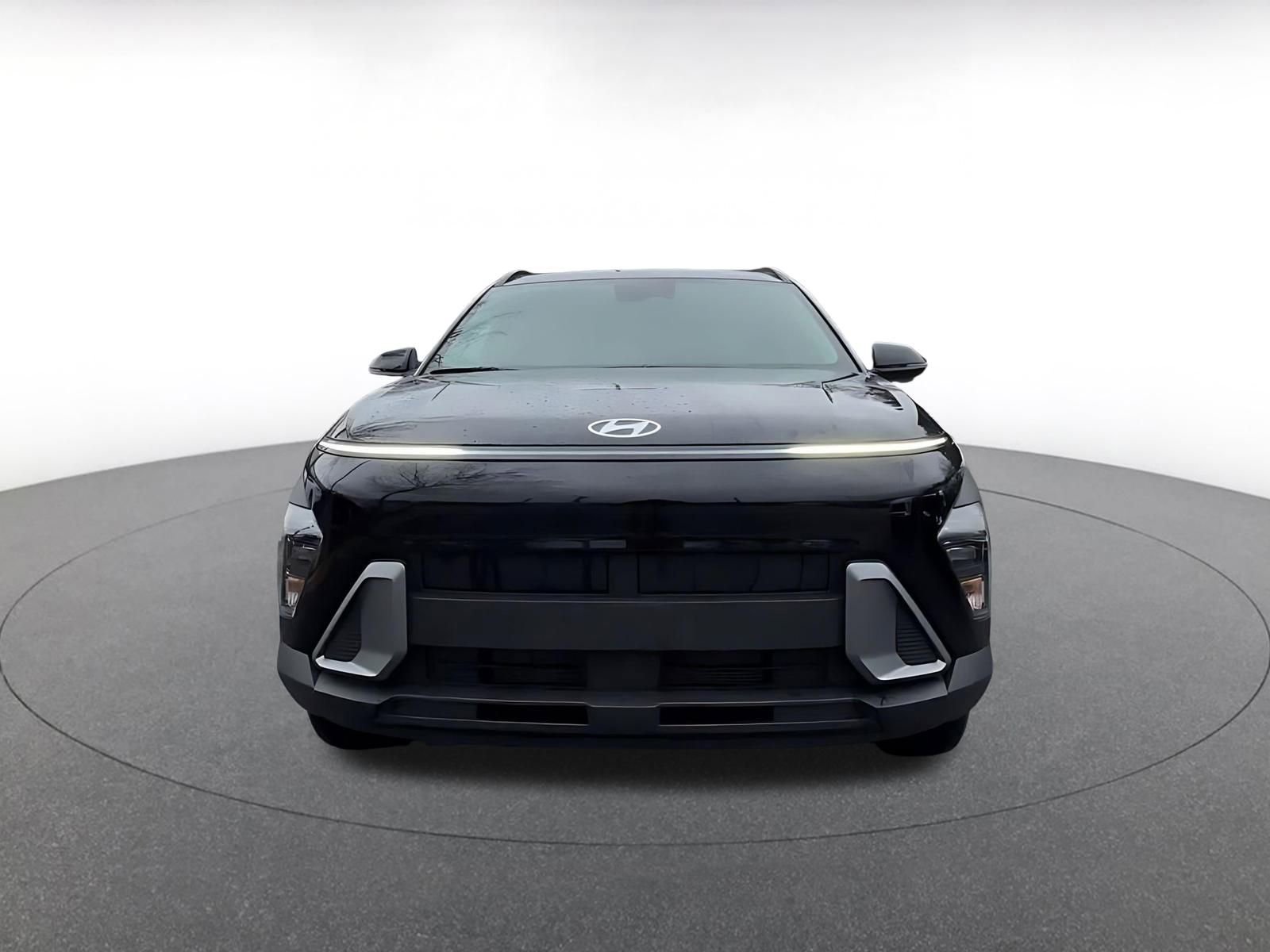 Used 2025 Hyundai Kona SEL image 4