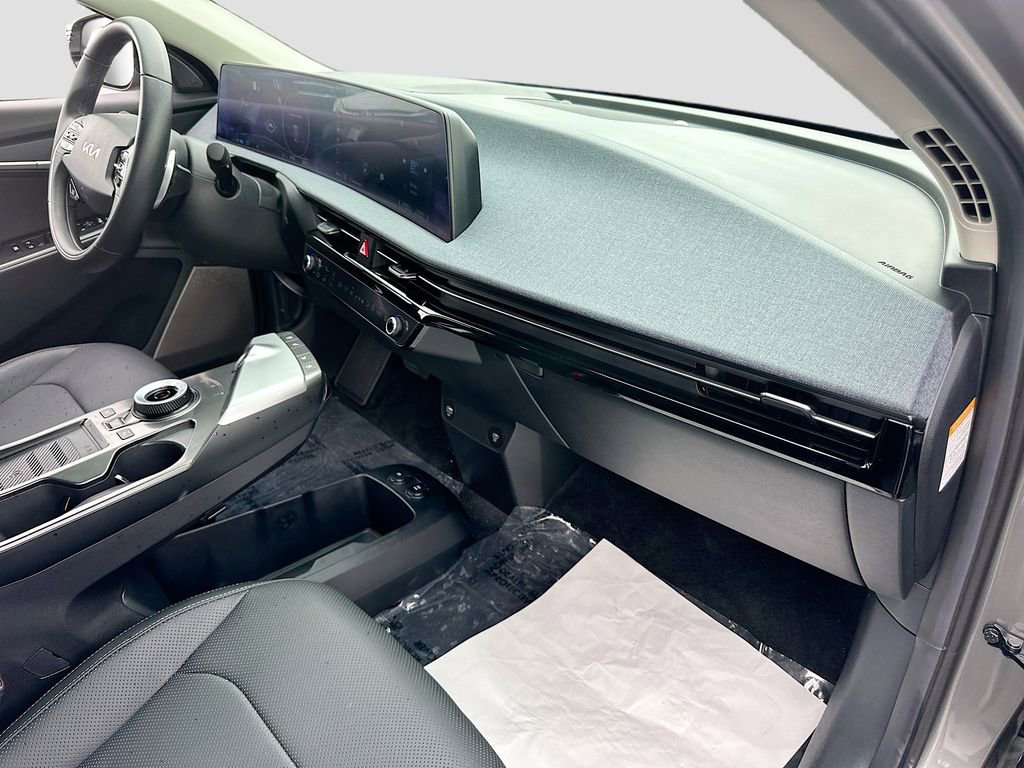 Certified 2024 Kia EV6 Wind image 29