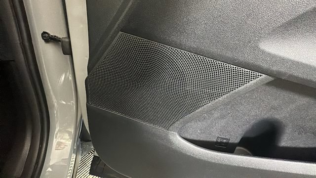 Used 2025 Kia Sorento S FWD image 30