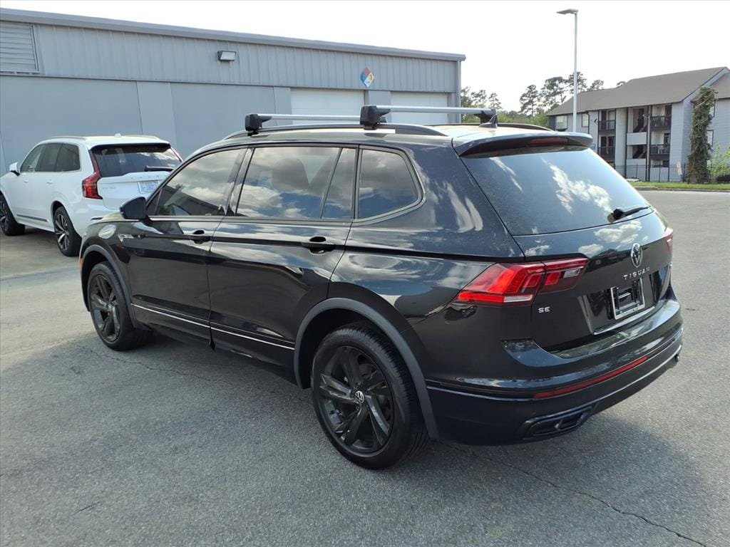 Used 2024 Volkswagen Tiguan SE R-Line FWD image 7