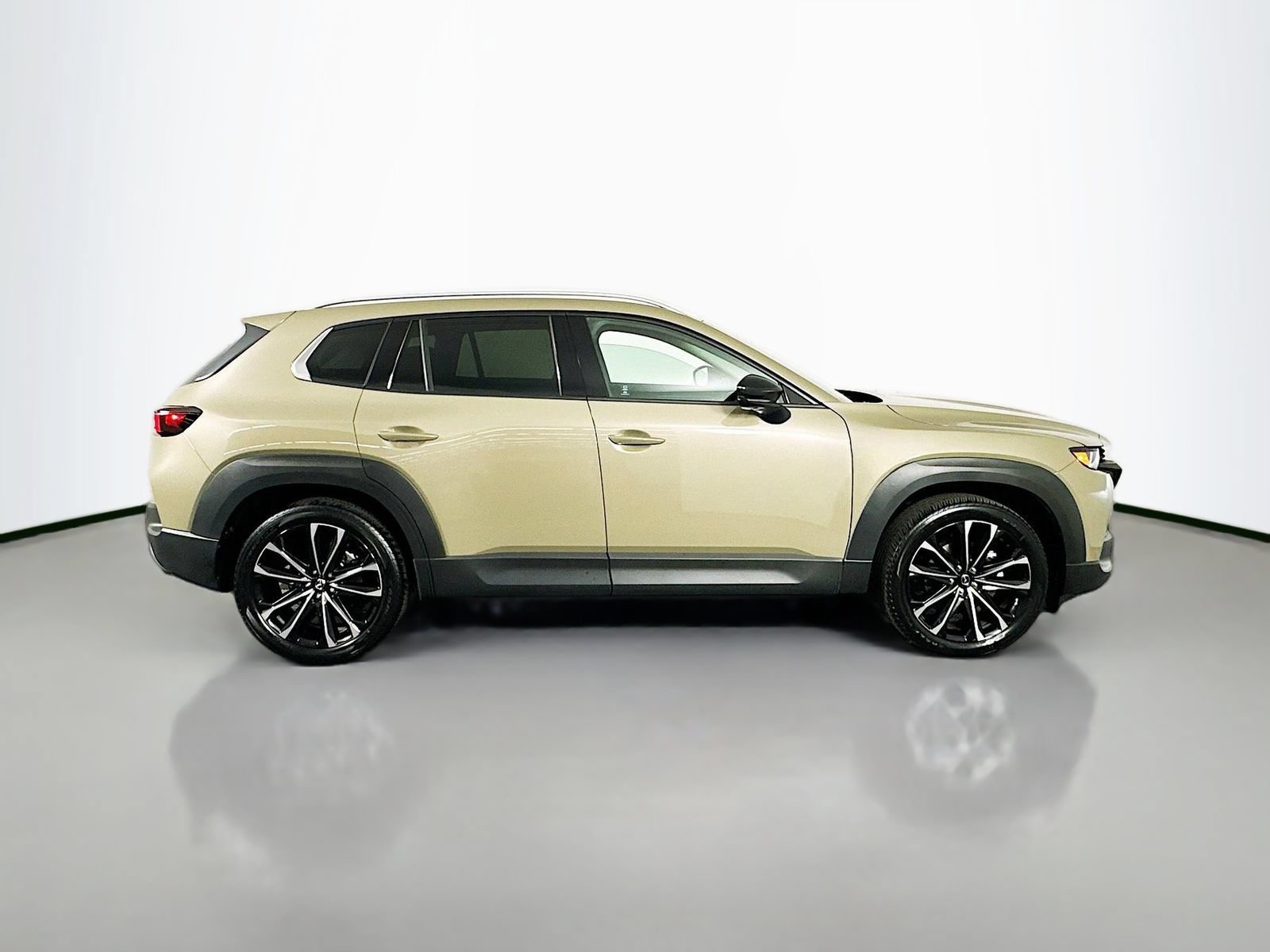 Certified 2025 MAZDA CX-50 2.5 Turbo w/ Premium Plus Pkg AWD/4WD image 8