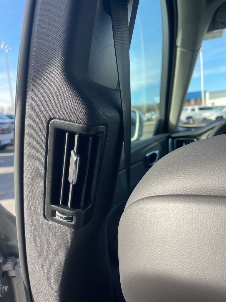 Used 2023 Volvo XC60 B5 Core w/ Protection Package Premier image 15