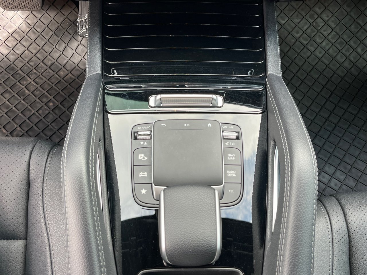 Used 2022 Mercedes-Benz GLE 350 image 26