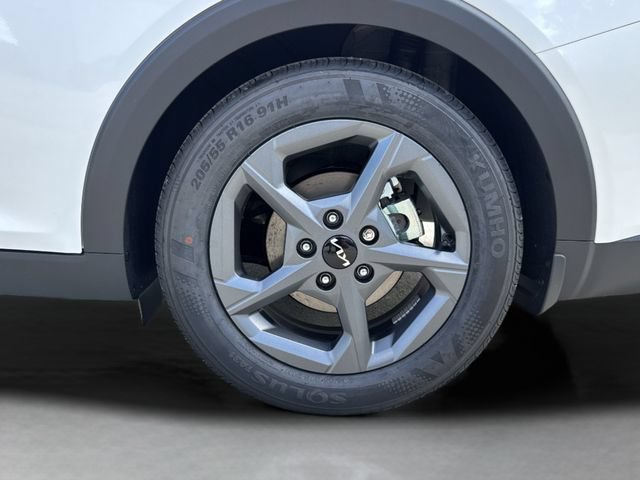New 2026 Kia K4 FWD image 36