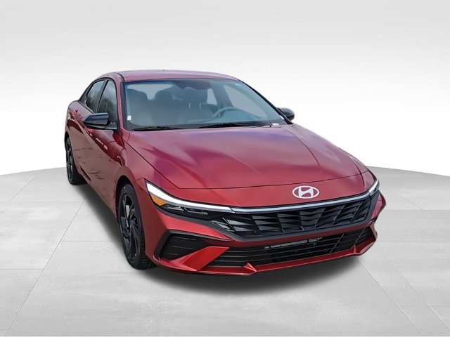 Certified 2026 Hyundai Elantra Sport FWD image 2