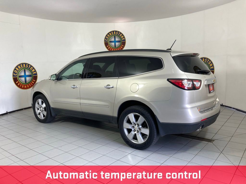 Used 2015 Chevrolet Traverse LTZ FWD image 13