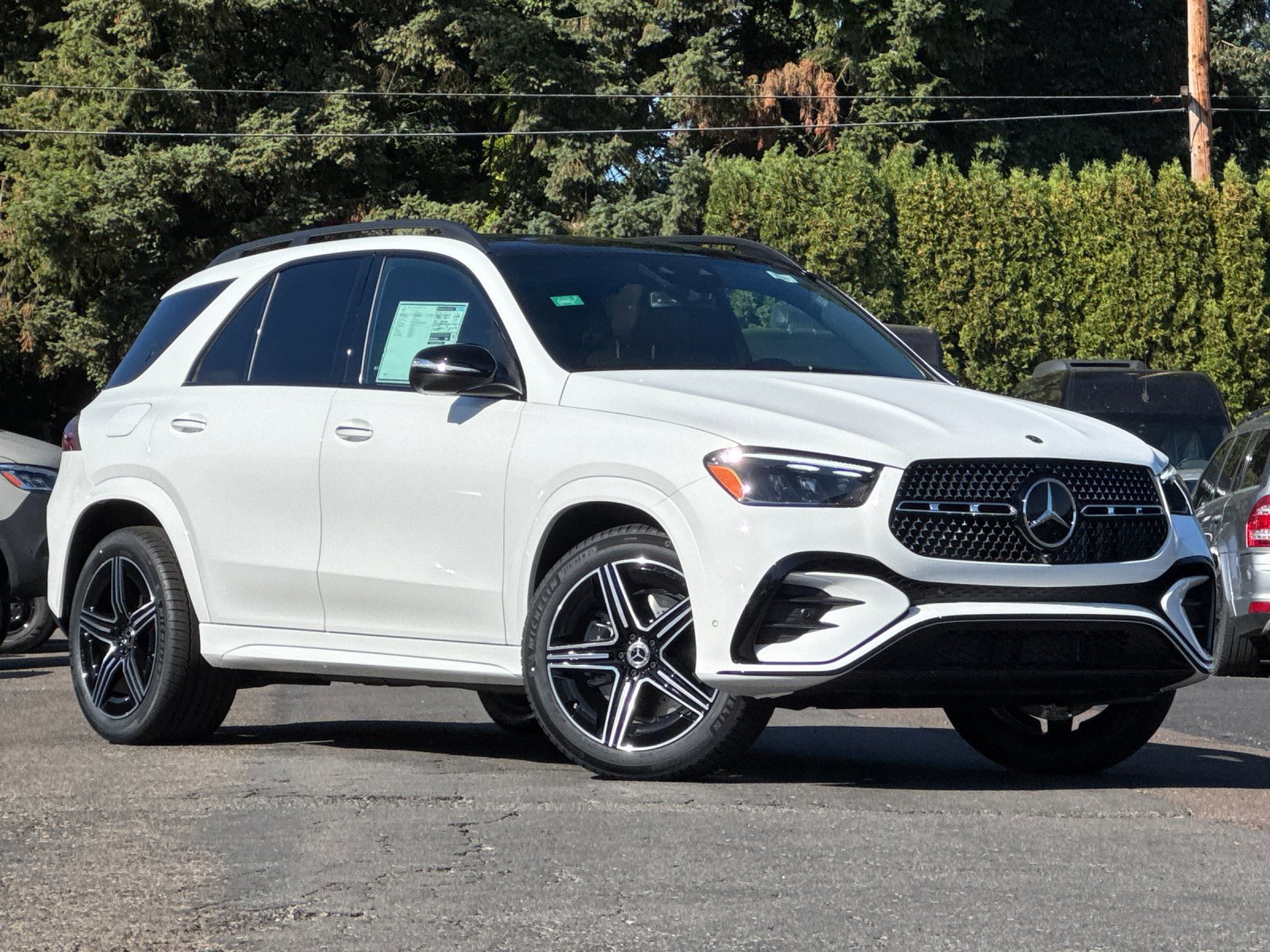 New 2026 Mercedes-Benz GLE 450e 4MATIC image 2