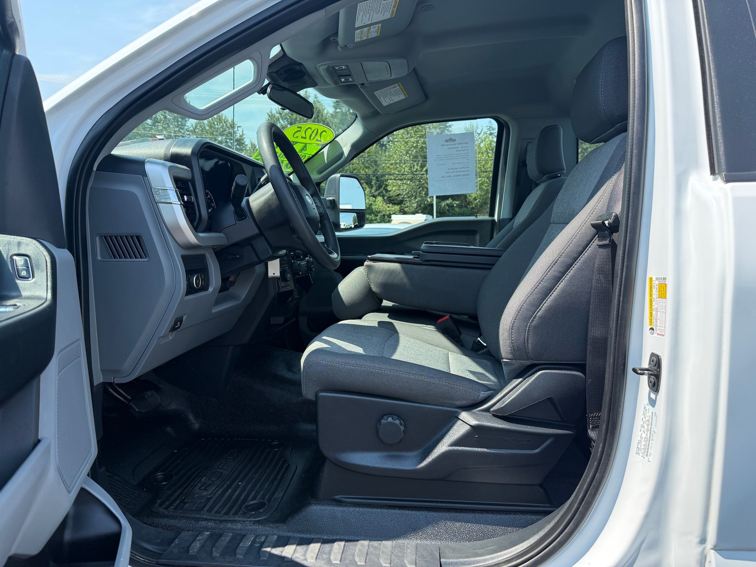 Used 2025 Ford F250 XL w/ XL Chrome Package AWD/4WD image 13