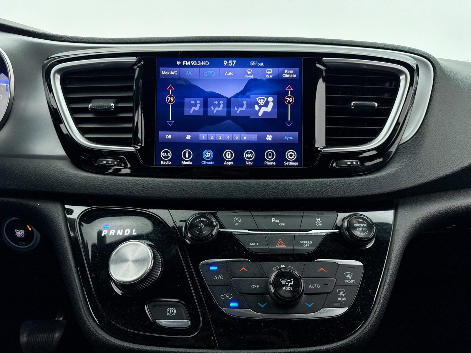 Used 2018 Chrysler Pacifica Touring Plus w/ S Appearance Package image 28