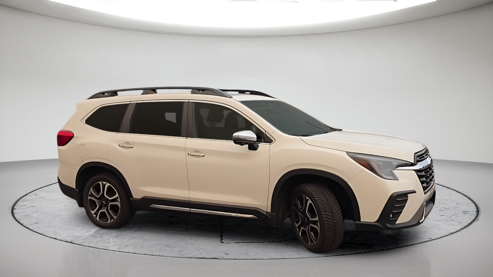 Used 2023 Subaru Ascent Touring AWD/4WD image 4
