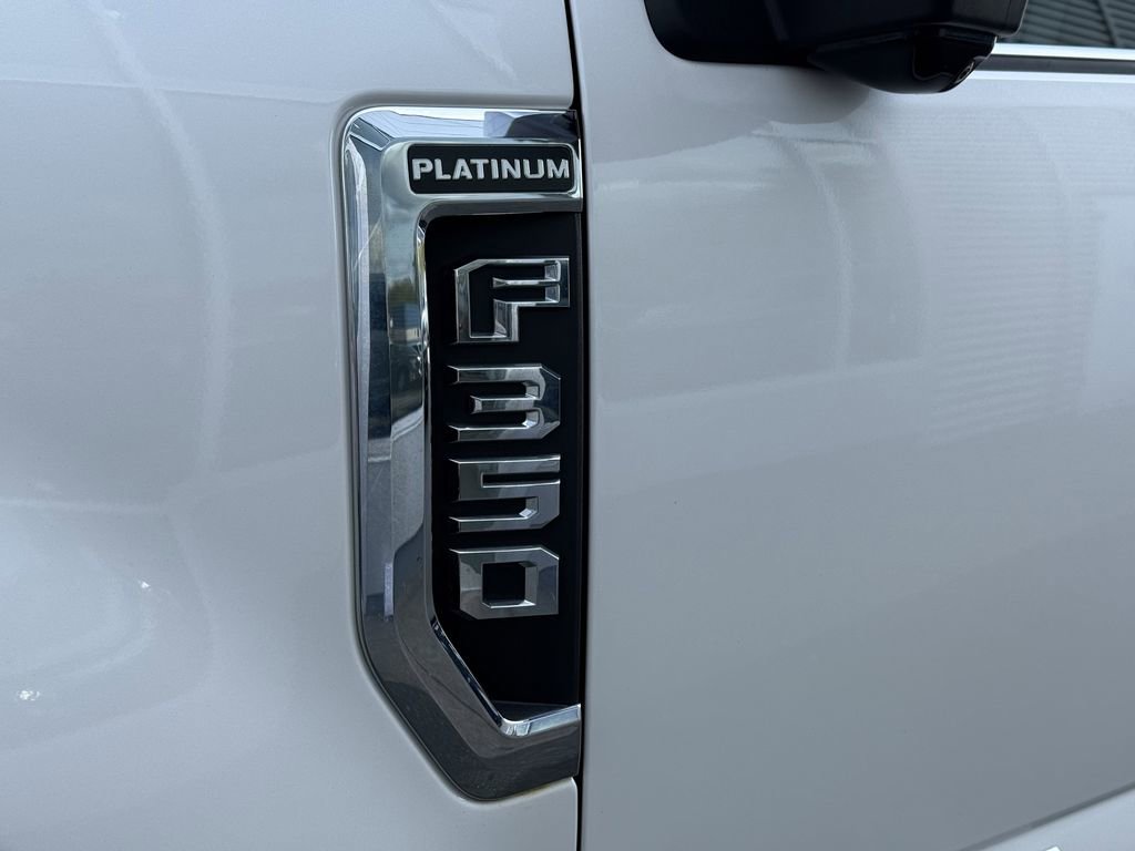 Used 2019 Ford F350 Platinum w/ Platinum Ultimate Package AWD/4WD image 10