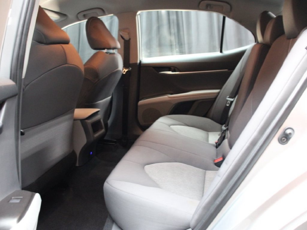Used 2024 Toyota Camry LE FWD image 8