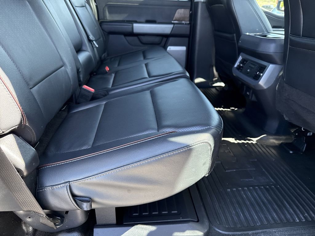 Used 2024 Ford F250 Lariat w/ Lariat Ultimate Package image 16