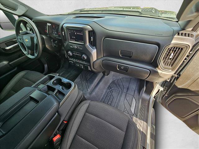 Used 2024 Chevrolet Silverado 2500 Custom w/ Custom Value Package image 22