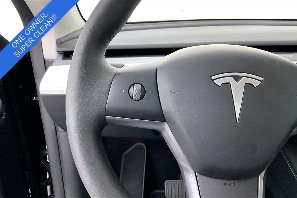 Used 2025 Tesla Model Y Long Range RWD image 21