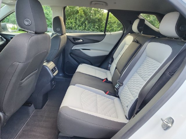 Used 2020 Chevrolet Equinox LS w/ LS Convenience Package FWD image 27