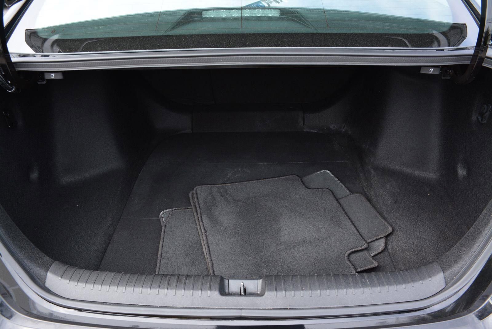 Used 2023 Honda Accord EX-L image 17