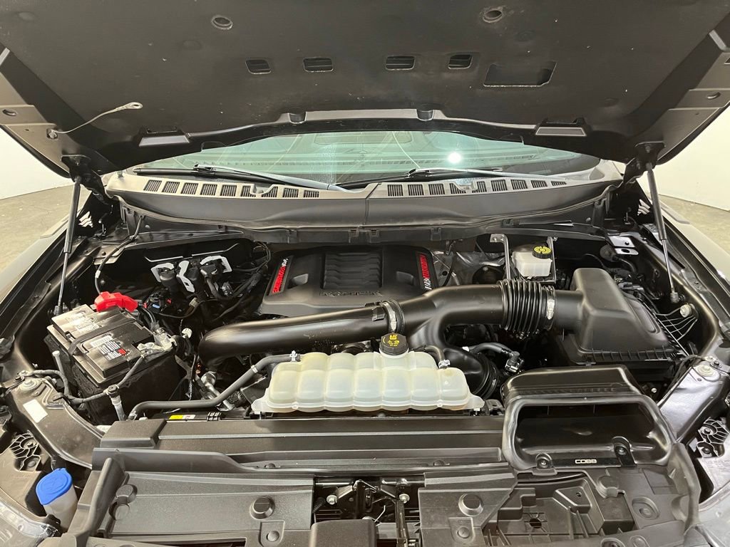 Certified 2022 Ford F150 Raptor w/ Raptor 37 Performance Package AWD/4WD image 7