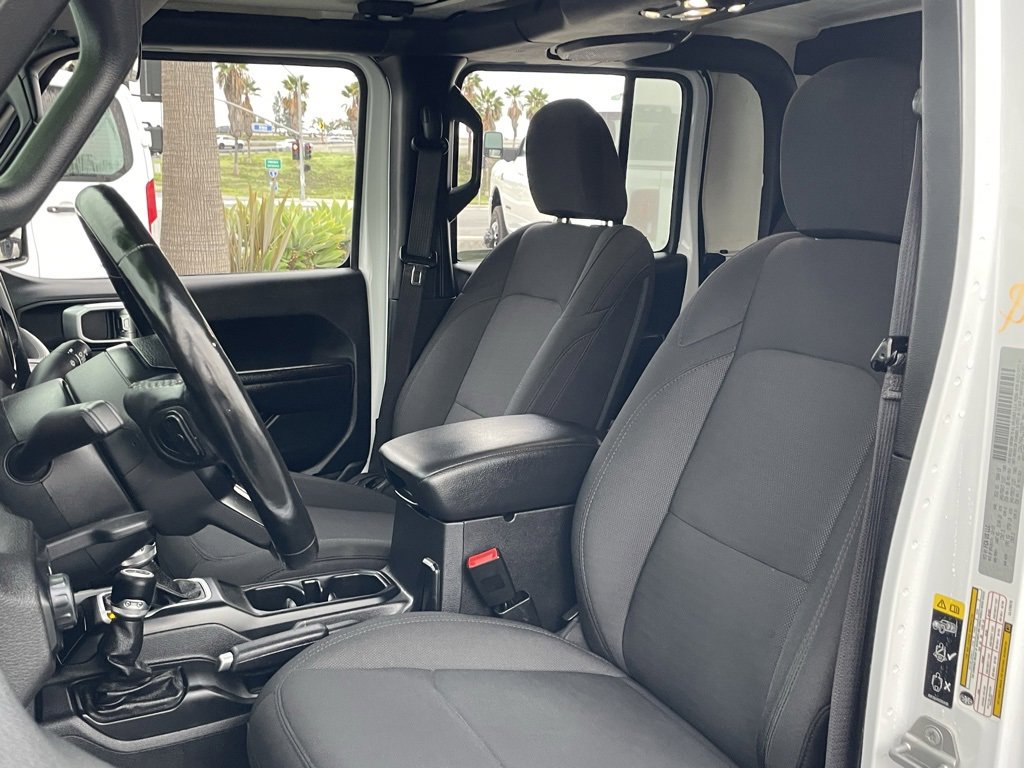 Certified 2020 Jeep Gladiator Sport w/ Quick Order Package 24S image 16