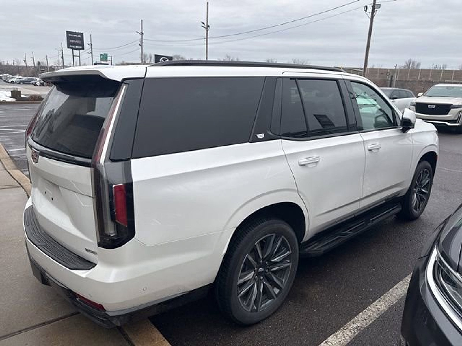 Certified 2024 Cadillac Escalade Sport image 1