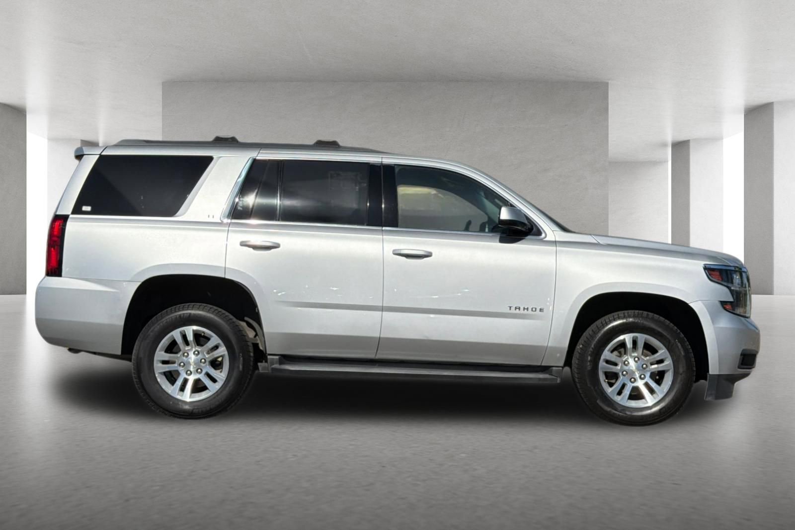 Used 2017 Chevrolet Tahoe LT AWD/4WD image 3