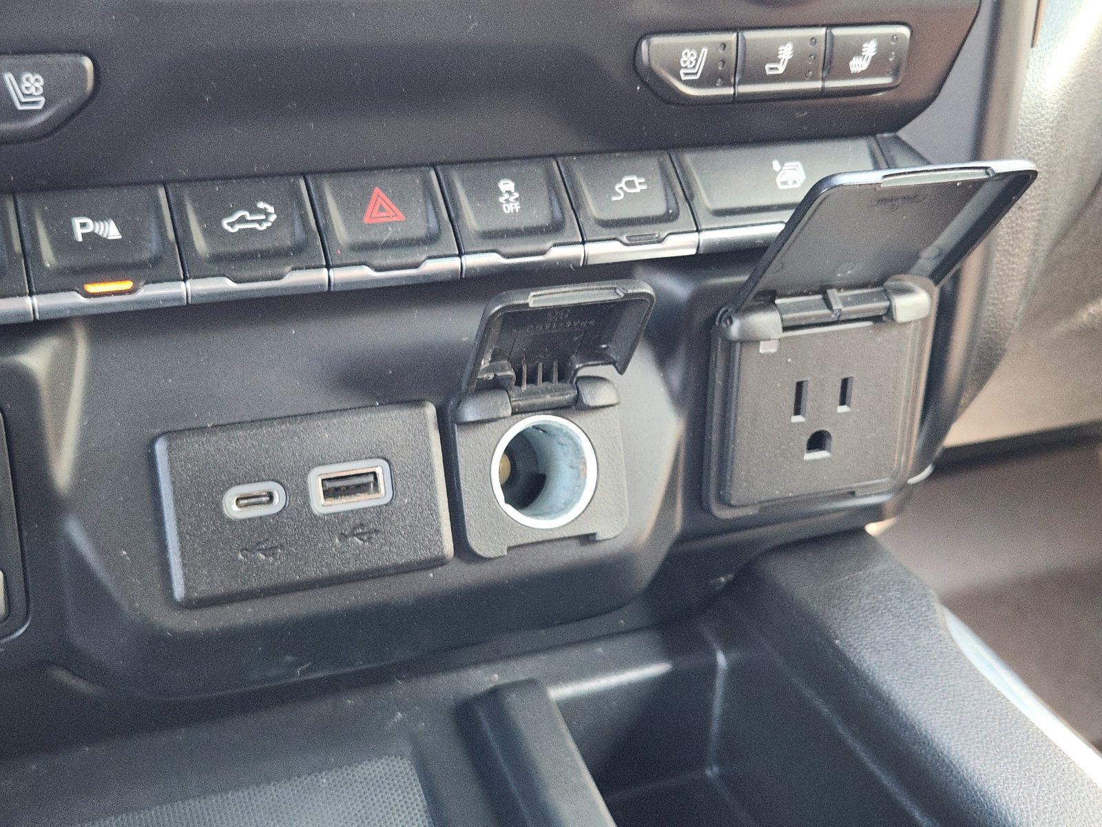 Used 2021 Chevrolet Silverado 2500 High Country AWD/4WD image 21