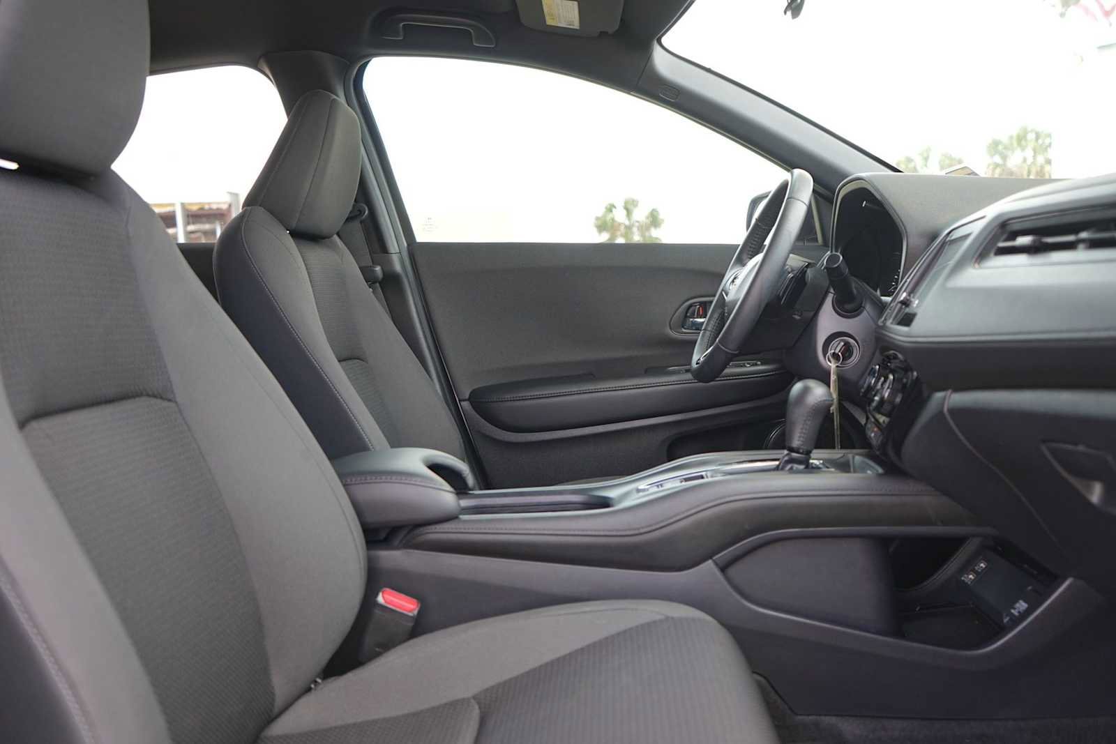 Used 2022 Honda HR-V Sport image 15