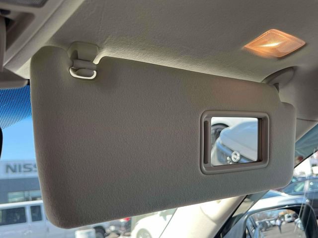 Used 2023 Lexus GX 460 Premium w/ Premium Package image 32