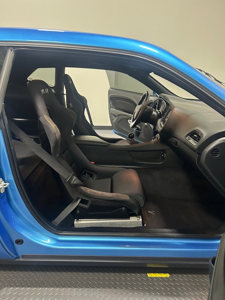 Used 2016 Dodge Challenger R/T Scat Pack w/ Leather Interior Group image 10