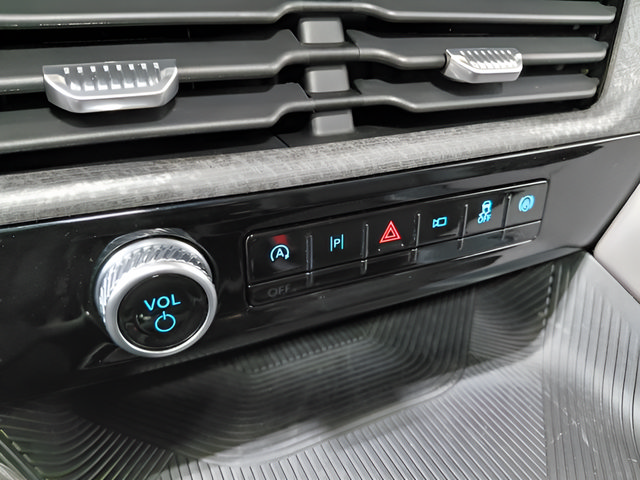 Used 2026 Ford Explorer Platinum AWD/4WD image 37