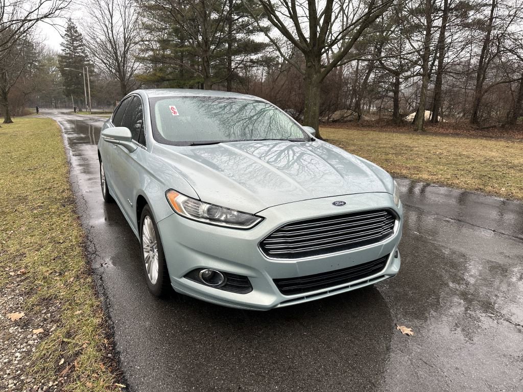 Used 2013 Ford Fusion SE image 3